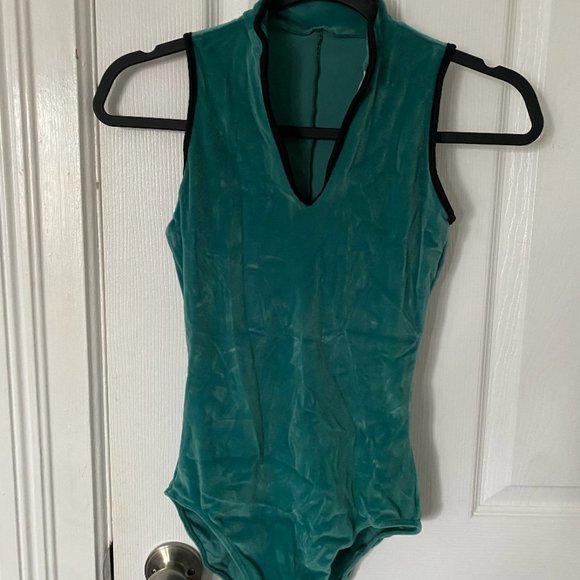 Velvet Green Capezio Leotard - Picture 1 of 3